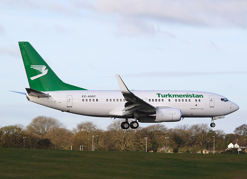 File:TURKMENISTAN AIRLINES BOEING 737-700 EZ-A007.jpg