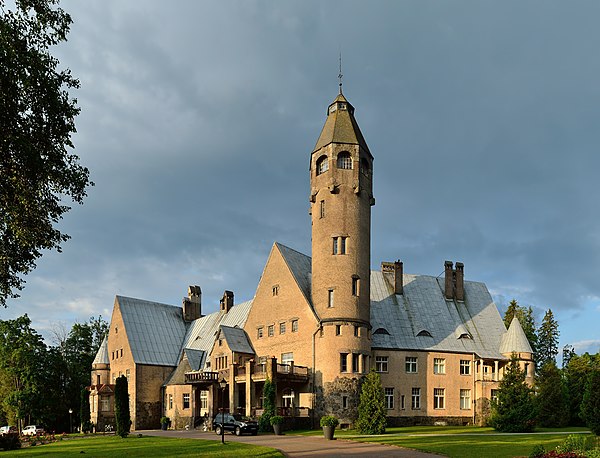 The main building of Taagepera Manor (built in 1907–1912)