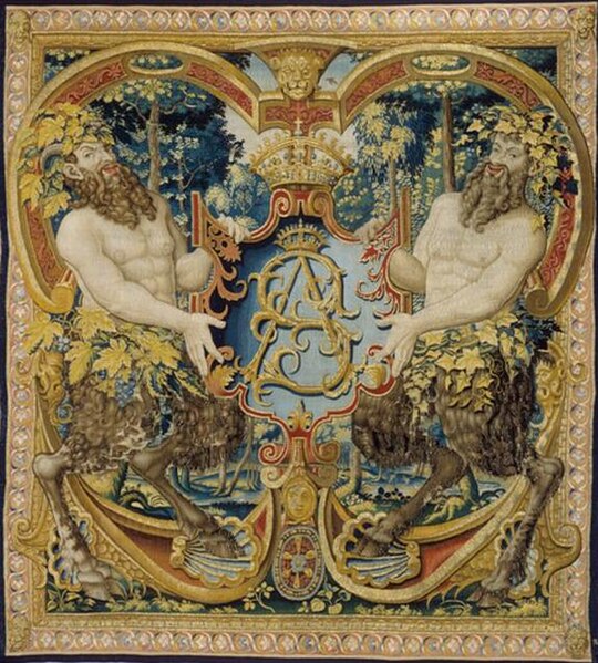 File:Tapestry with the royal monogram of Žygimantas Augustas (King of Poland and Grand Duke of Lithuania), circa 1555.jpg