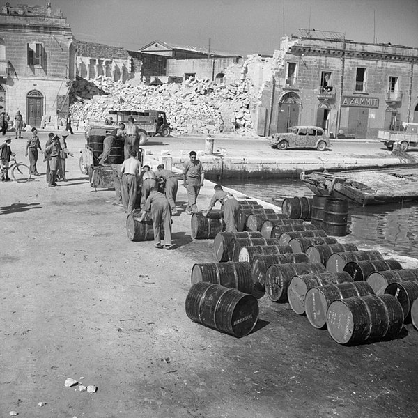 File:The British Army on Malta 1942 GM1110.jpg