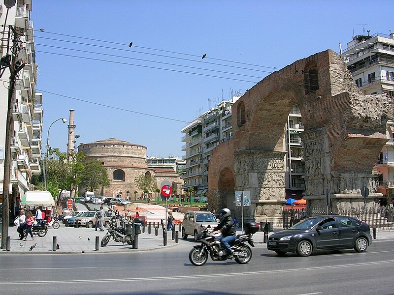File:Thessaloniki Arch and tomb of Galerius.jpg