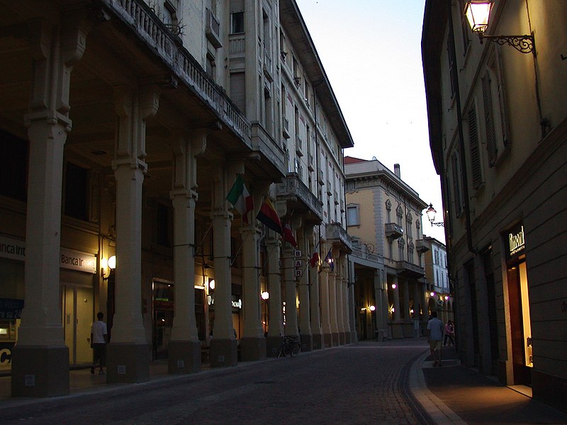 File:Tortona01.jpg