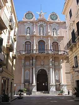 Palazzo Cavarretta o Senatorio, sede del senato cittadino, e oggi del Consiglio comunale