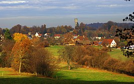 Waldrennach met watertoren