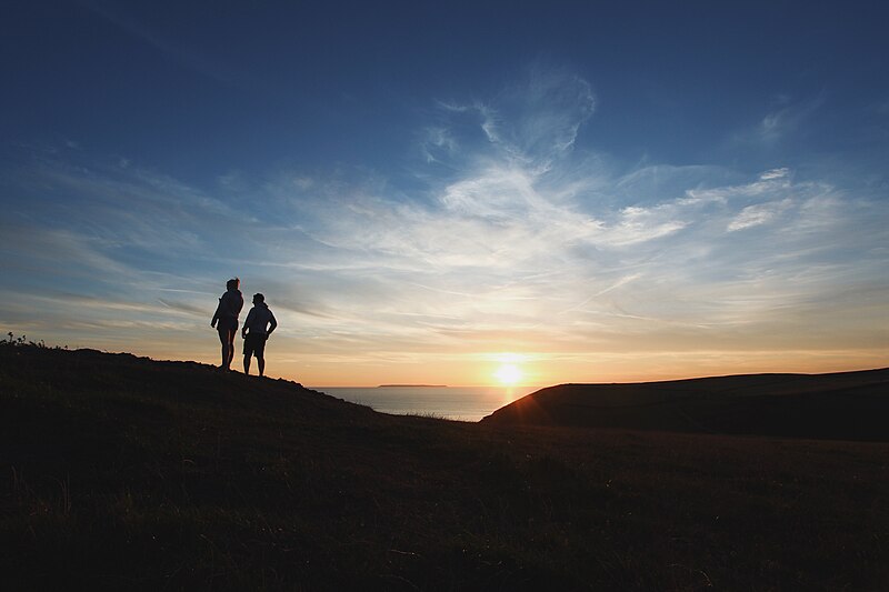 File:Walking along the hilly coastline (Unsplash).jpg