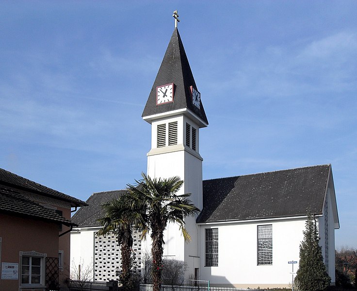 File:Wallbach (Kanton Aargau), katholische Kirche.jpg
