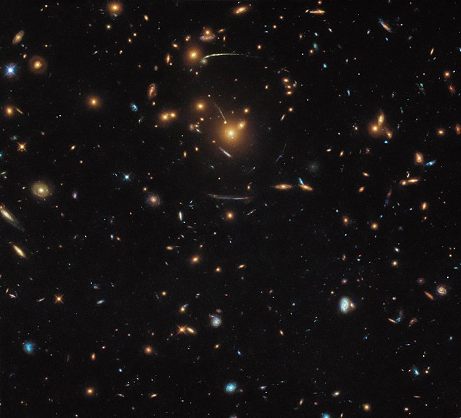 File:Warped and distorted SDSS J1050+0017.jpg