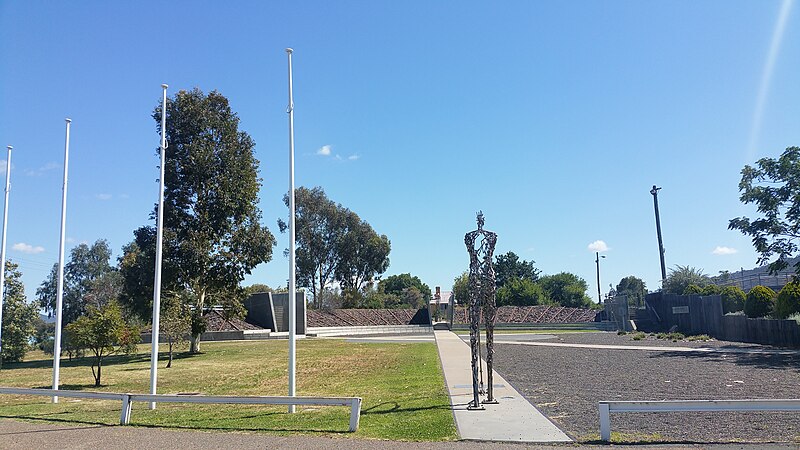 File:Werris Creek Station Monument.jpg