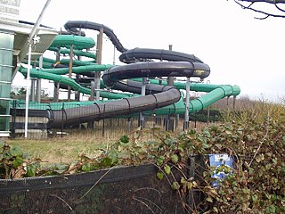 <span class="mw-page-title-main">Wet N Wild (North Shields)</span> Former Indoor Water Park in North Shields, Tyne and Wear, England