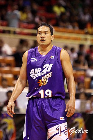 <span class="mw-page-title-main">Wynne Arboleda</span> Filipino basketball player