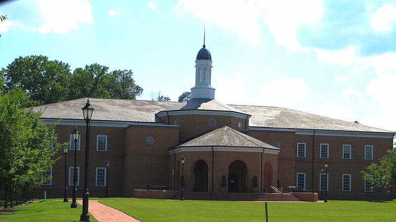 File:York-Poquoson Courthouse, Yorktown, Virginia (14239310959).jpg