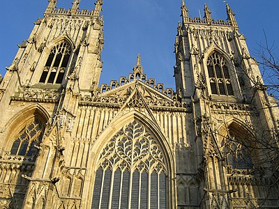 West front of York Minster (1338), okno Heart of Yorkshire