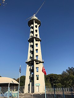 İzmir Parachute Tower