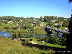 Вид с замчища на мост - panoramio.jpg
