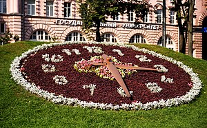 Flower clocks in Russia, Relations of Russia and Switzerland, Alexander Park in Saint Petersburg