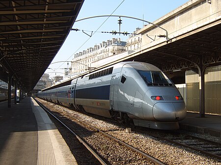 ไฟล์:06.10.07_Paris_Est_TGV_4406_(6100999993).jpg