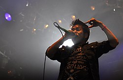 13-04-27 Groezrock Crossfaith Kenta Koie 03.jpg