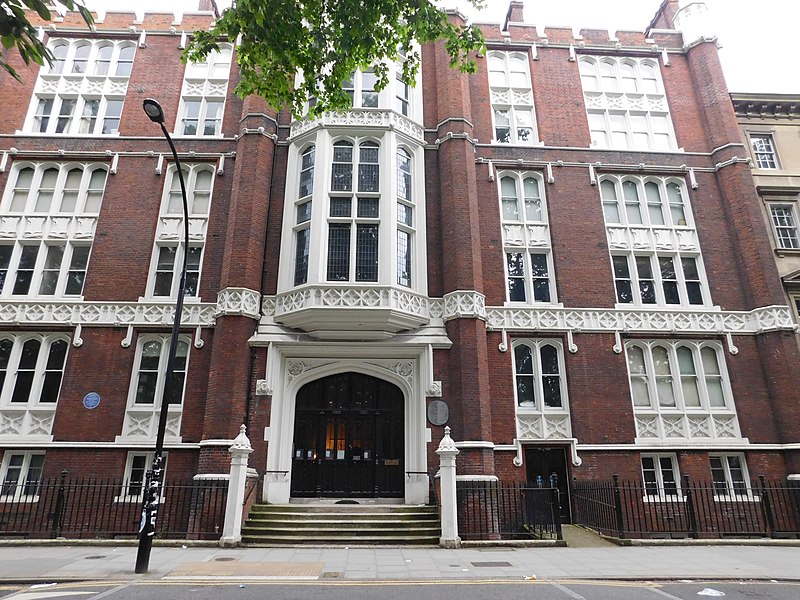 File:14-15 Gordon Sq (Dr Williams' Library), London 2.jpg