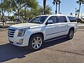 17 Cadillac Escalade ESV Luxury