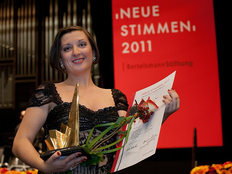 File:2011 NEUE STIMMEN, Olga Bezsmertna (8639495031).jpg