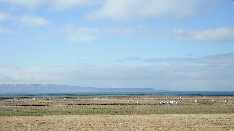 File:2014-04-27 15-31-44 Iceland - Blönduósi Blönduós.JPG