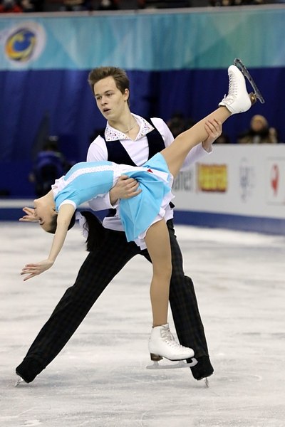 Panfilova/Rylov at the 2017–18 Junior Grand Prix Final.