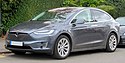 2017 Tesla Model X 100D przód.jpg