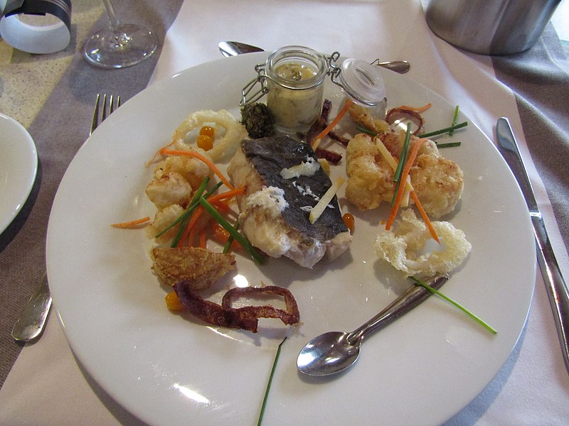 File:2018-03-25 loin of cod with tempura batterd vegetables, Cap Finistère Brittany Ferry.JPG