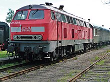 217 012 der Pfalzbahn auf einer Eisenbahnausstellung im Bahnhof Nossen (2017)