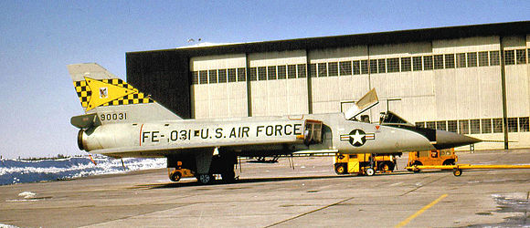 27th Fighter-Interceptor Squadron F-106 59-0031 Griffiss AFB.jpg