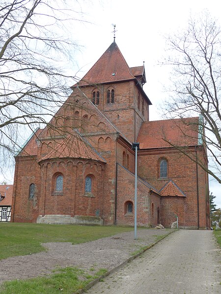 File:60524Bassum Stiftskirche v O.JPG