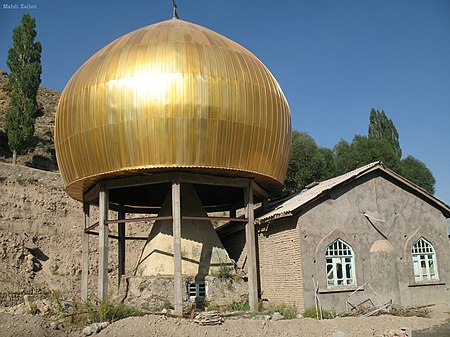 Ab-e Garm Tumb, Ab-e garm bala, Larijan, Damavand, Mazandaran province امامزاده آبگرم بالا، لاریجان، مازندران - panoramio.jpg