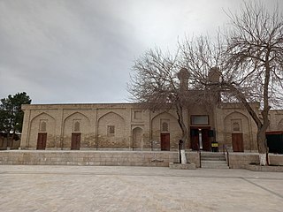 <span class="mw-page-title-main">'Abd al-Ahad Khan mausoleum</span> Mausoleum in Qasim Sheikh ensemble, Uzbekistan