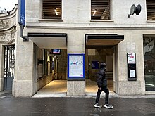 Fichier:Accès_Gare_Haussmann_Saint_Lazare_Rue_Saint_Lazare_-_Paris_IX_(FR75)_-_2022-01-29_-_1.jpg