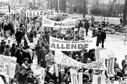 Chileans marching in support of Allende