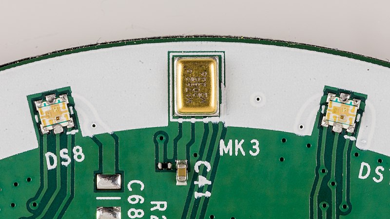 File:Amazon Echo Dot (RS03QR) - LED and microphone board - detail-1138.jpg