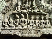 Angkor - Ta Prohm - 033 Lintel Figures (8581974594).jpg
