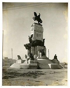Antonio Maceo monumen di Havana.jpg