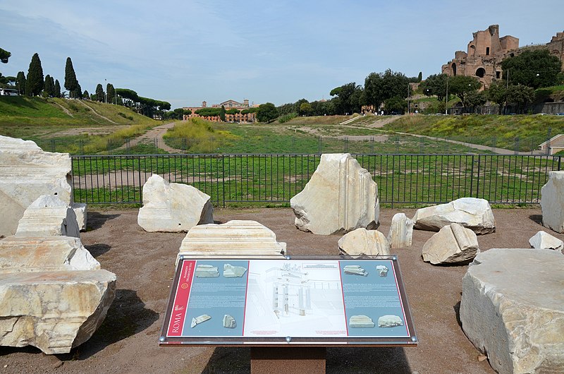 File:Architectural fragments from the Arch of Titus made of Lunense marble including fragments of the large inscription in bronze letters that was carved on the entablature, Circus Maximus (26591064119).jpg