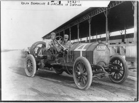 Ralph Beardsley and J.D. Coote in a Simplex 90hp at the 1910 Vanderbilt Cup Race where they placed 7th. Automobiles - Ralph Beardsley and J.D. Coote in Simplex (on race track) LCCN2003677477.tif