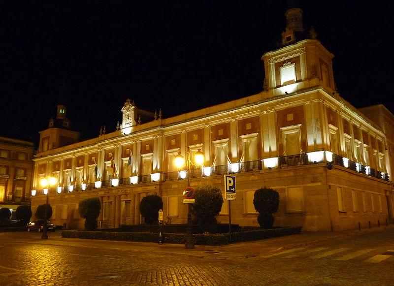 File:Ayuntamiento de Huelva 02.jpg