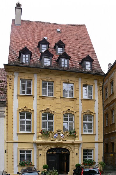 File:Bamberg Vorderer Bach4 Barockhotel.jpg