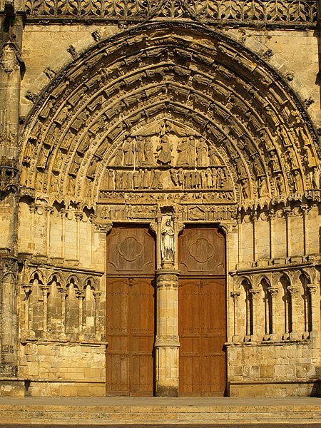 File:Bazas Cathédrale Saint-Jean-Baptiste Vue n°4.jpg