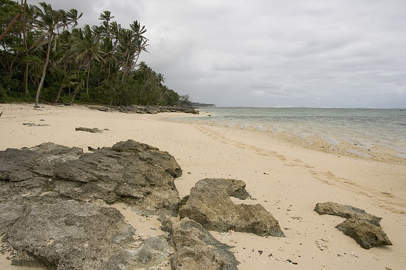 File:Beach near Naviti Resort - panoramio (2).jpg