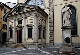   Biblioteca Ambrosiana, (27 articles)