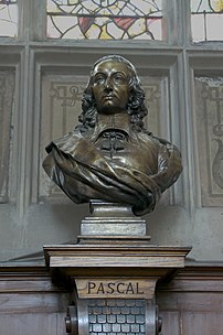 Buste de Blaise Pascal, dans une chapelle latérale de l'église Saint-Étienne-du-Mont, où son corps est enterré. (définition réelle 2 953 × 4 438)