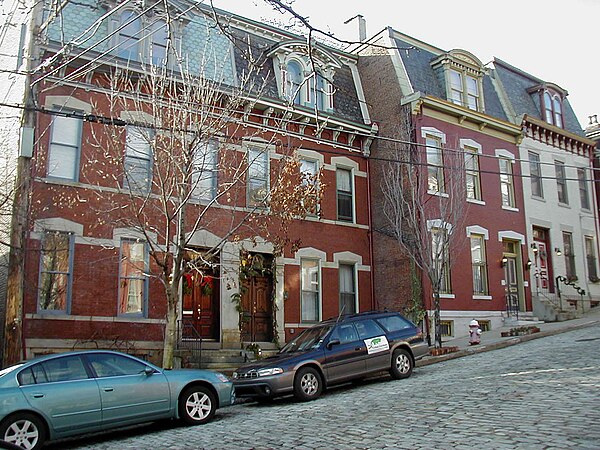 Row houses in the Mexican War Streets