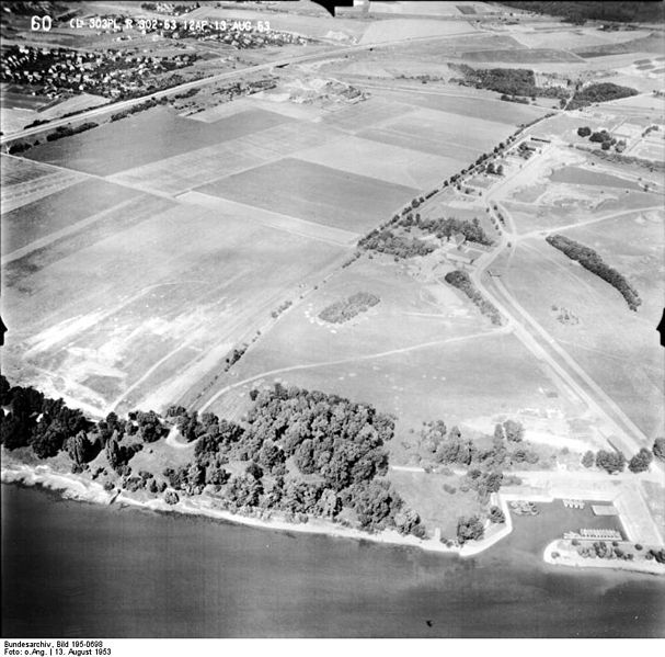 File:Bundesarchiv Bild 195-0698, Rheinbefliegung, Köln-Poll - Westhoven.jpg