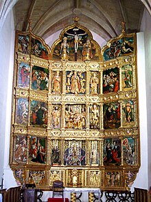 Altar plateresque of the Cistercian monastery of Santa Maria del Salvador, in Canas, La Rioja, Spain Canas - Monasterio 20.jpg