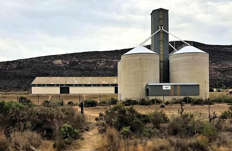 File:Camfer Silos.jpg